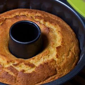 Easy Homemade Pound Cake